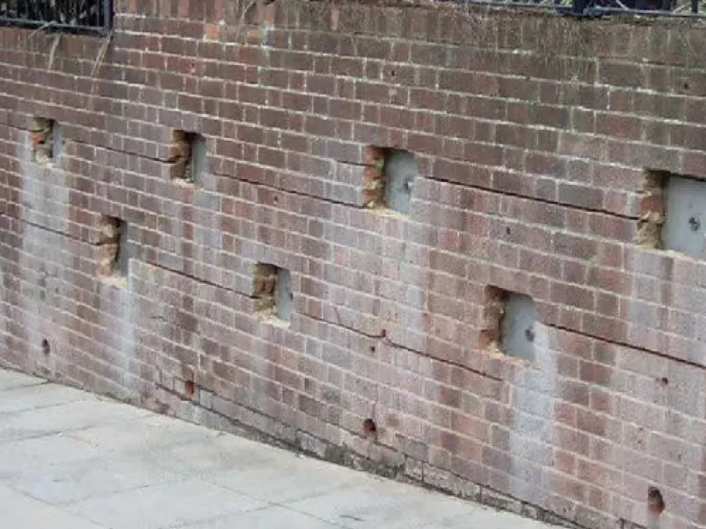 retaining wall repairs